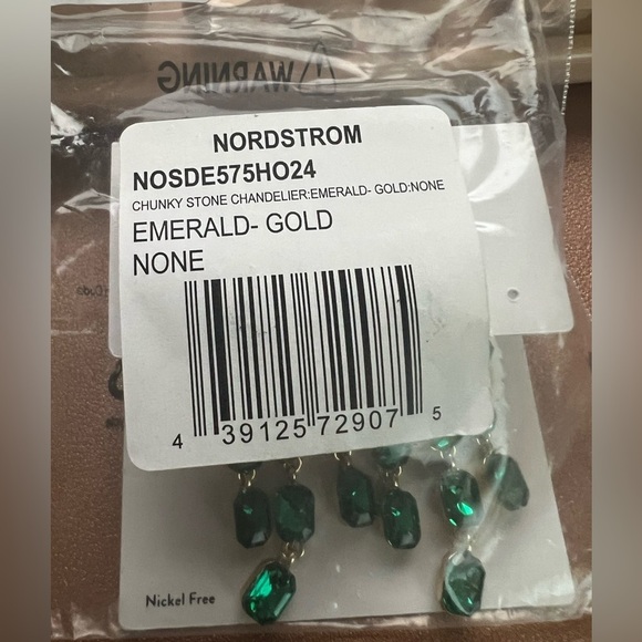 Nordstrom Elegant Green Drop Earrings::NWT:: - Picture 4 of 5
